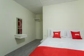 OYO 822 Zande Motel Kuala Selangor - Habitación