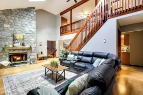 Lake Access & Private Hot Tub at Poconos Home! - Interior