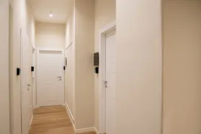 SUITE 33 - Entrada (vista interior)
