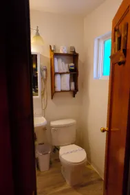 Sleepy Hollow Cabins and Hotel - Bathroom