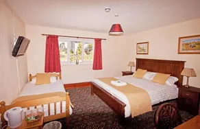 White Hart Cottage, Menheniot, Nr Looe - Chambre