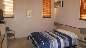 The Commercial Hotel - Zimmer
