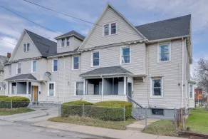 Free Parking! Townhome 3 Mi to Dtwn Rochester - Innenbereich