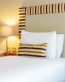 Bracken Court Hotel - Room