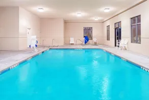 Super 8 by Wyndham Columbia East - Piscine