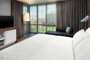 Le Méridien Chicago - Oakbrook Center - Chambre
