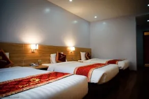 Phoenix Hotel 3 - Chambre