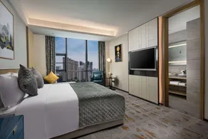 Ramada by Wyndham Luoyang Downtown - Room