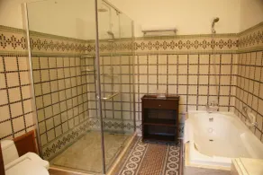 Shanghai Moller Villa Hotel - Bathroom