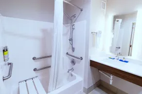 Holiday Inn Express Hotel & Suites Crestview South I-10 by IHG - Salle de bain