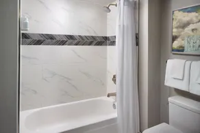 Courtyard Arlington Crystal City/Reagan National Airport - Salle de bain