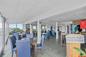 Edge of the Avalon Inn - Restaurant
