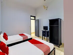 RedDoorz at Hotel Nuansa Indah Denpasar - Zimmer