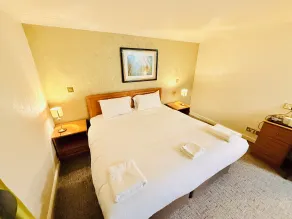 Wrexham Llyndir Hotel by Belvilla - Zimmer
