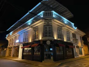 Hotel Válcon - Façade de l’hébergement