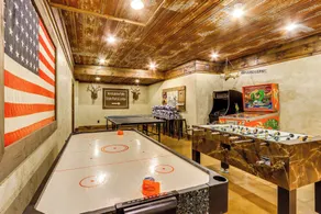 Private Hot Tub & Home Theater: Ranger Log Cabin! - Interiør