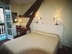 Logis Hôtel Auberge du Cheval Blanc - Zimmer