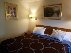 Auburn Inn - Zimmer