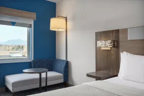 Holiday Inn Express & Suites Courtenay - Comox by IHG - Room
