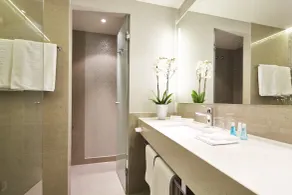 Steigenberger Hotel Am Kanzleramt - Bathroom