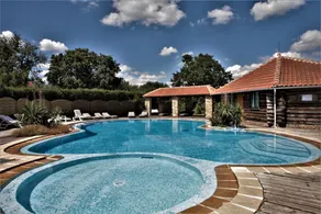 Résidence Domaine de Vareilles (Limousin) - Piscine