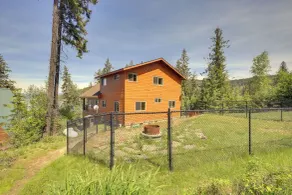 Lake Access + Water Views: Bottle Bay Family Home! - Innvendig