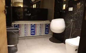 Hotel Welcome Palace - Bathroom