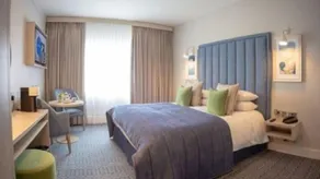 Four Seasons Hotel, Carlingford - Room