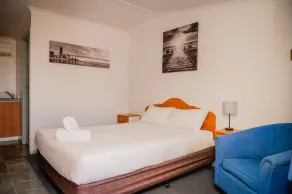 Pete's Place Roma - Room