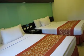 Microtel by Wyndham Boracay - Zimmer