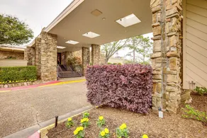 Lake Conroe Condo w/ Pool Access + Balcony! - Interiør