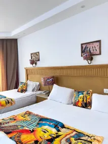 A pyramids view - Habitación