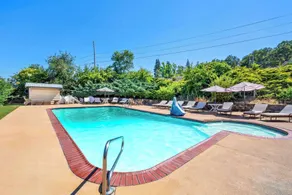 Quality Inn & Suites Jackson - Piscine