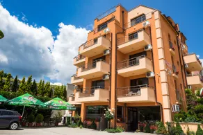 City Blagoevgrad Family Hotel - Entrada interior