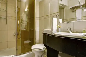 Hotel Nevada Hamburg - Bathroom