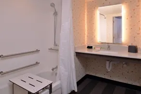 Holiday Inn & Suites Orlando - I-Drive - Theme Parks by IHG - Room