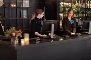 Quality Hotel 11 & Eriksbergshallen - Reception