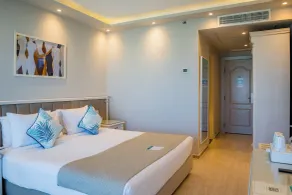 SUNRISE Alex Avenue Hotel - Room