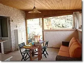 Il Trullo - Inngangsparti