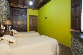 Apartamentos El Aramo Asturias - Chambre