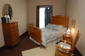 Hotel Léger Restaurant & Saloon - Chambre