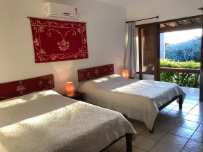 Praia da Ferradurinha Guest House - Room