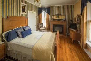 The Steamboat House Bed & Breakfast - Chambre