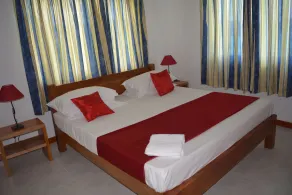 ManFiyo Guest House - Room