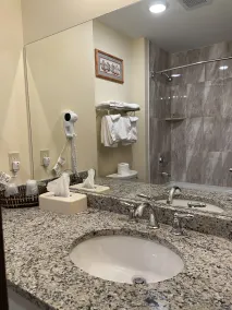 Country Inn of Hazlet - Salle de bain