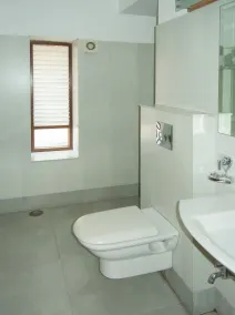 Atithi Guest House - Bathroom