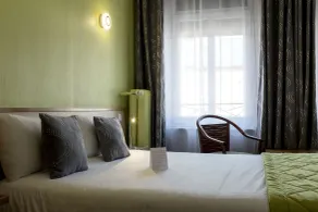 Logis Hotel & Restaurant La Paix - Værelse