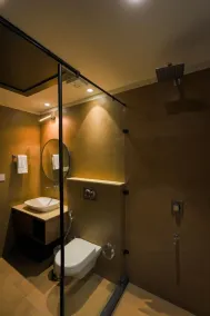 Vanasya Retreat Corbett - Badezimmer