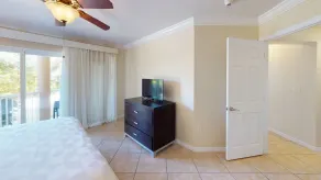 Holiday Inn Resort Grand Cayman by IHG - Room