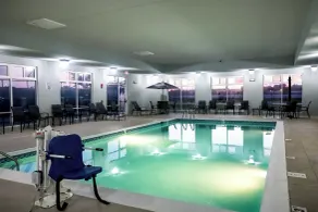 Fairfield by Marriott Inn & Suites Louisville Airport - Piscine
